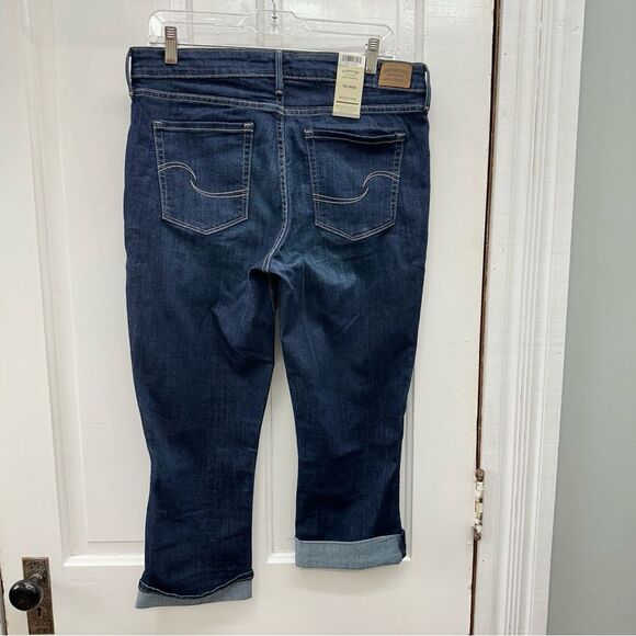 NWT Levi's Levi Strauss mid rise capri simply stretch 10 30 - Picture 4 of 7